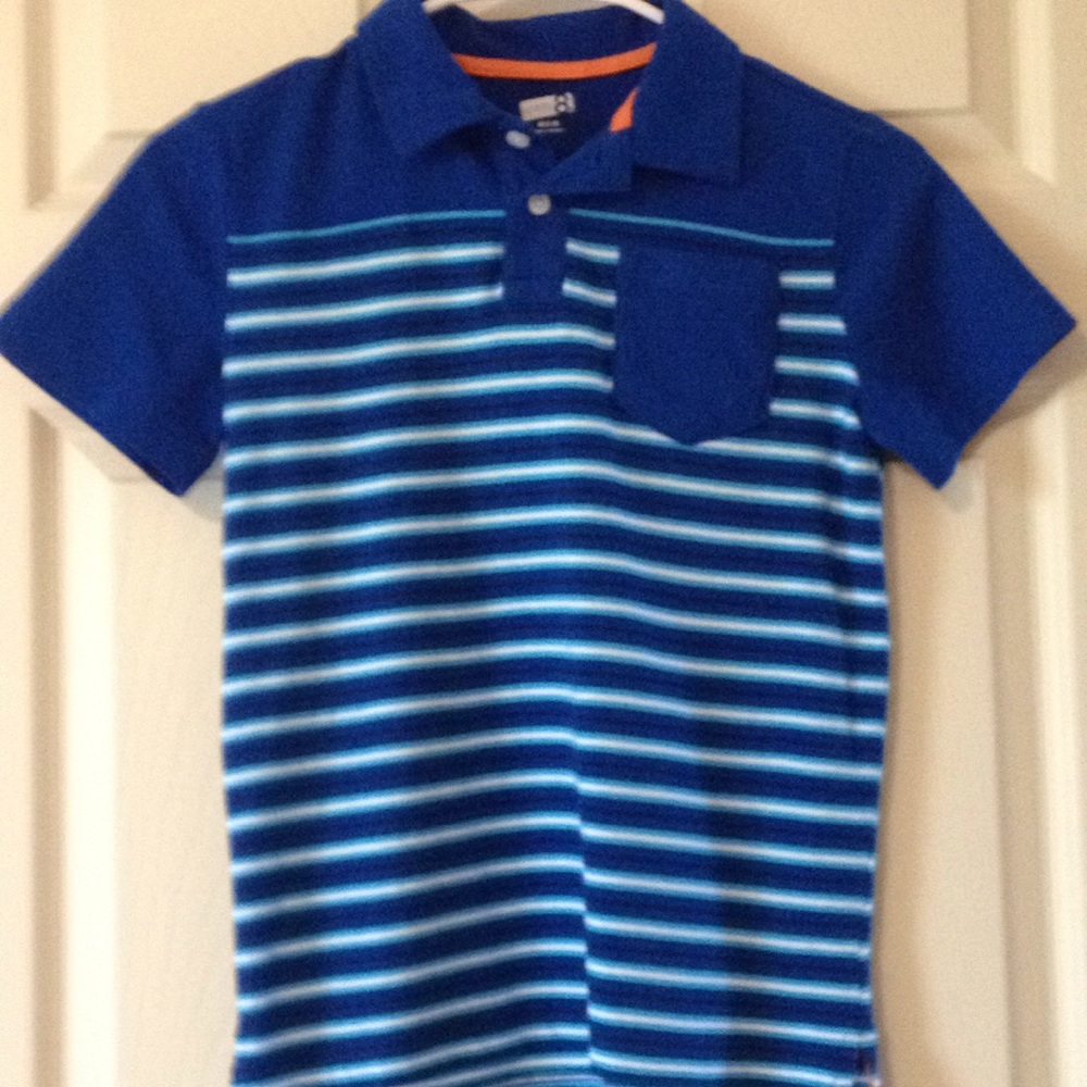 Boys blue Crazy 8 tee shirt